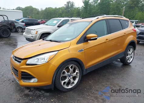 2016 Ford Escape Titanium из США, поврежденный, VIN 1FMCU9J92GUA47743